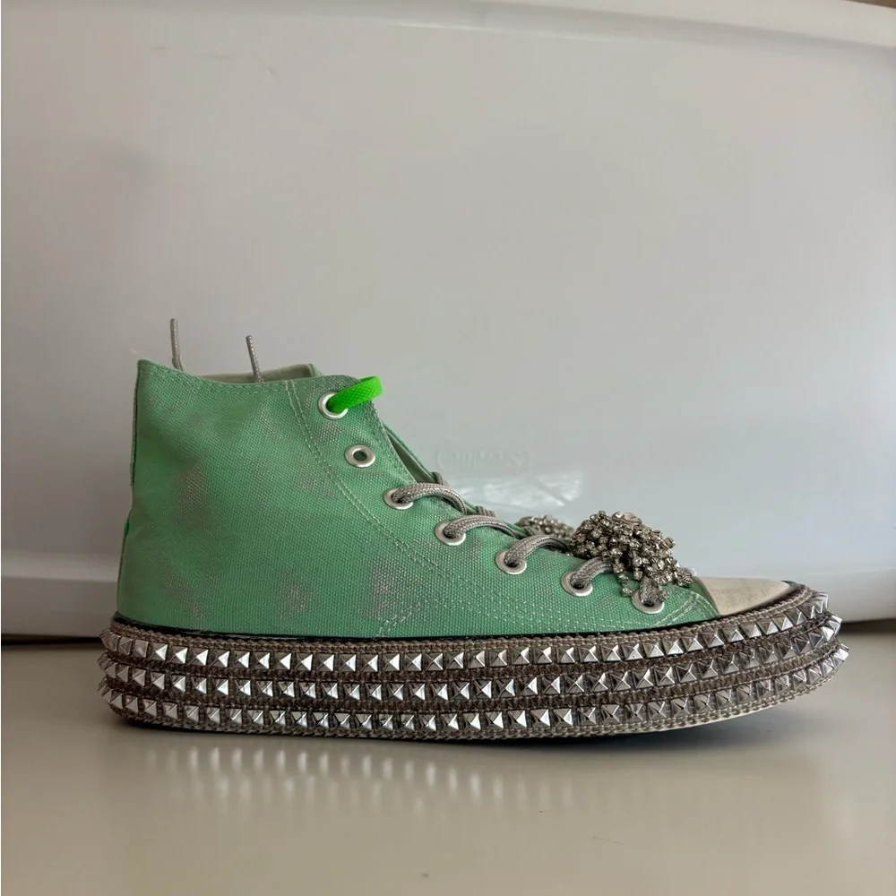 NWT NAN-KU Cruise Studded Hi Top Sneakers Size 39
